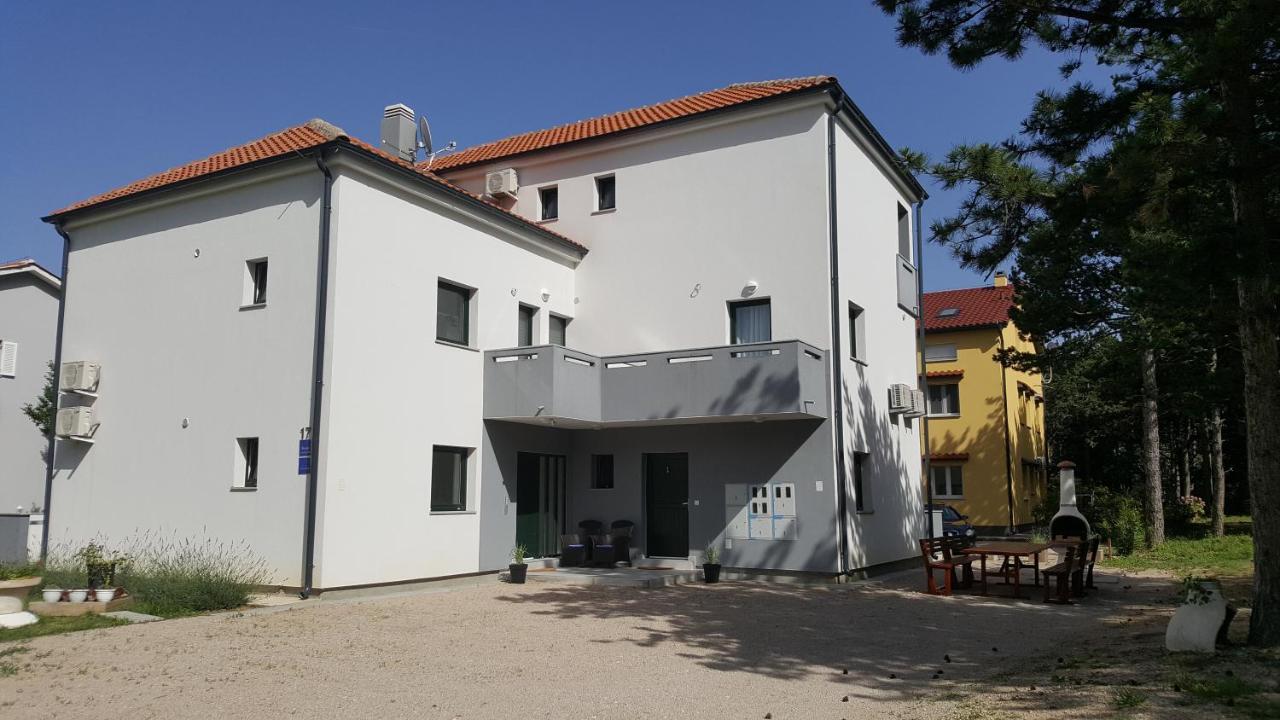 Studios Artemis Baška Buitenkant foto